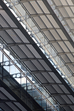 Sun shading louvers in Montigny-le-Bretonneux (Yvelines, France)