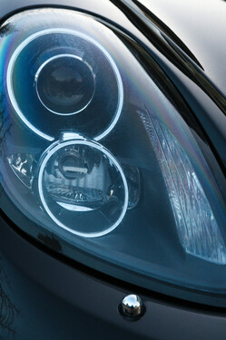 Porsche Cayman (981) headlight